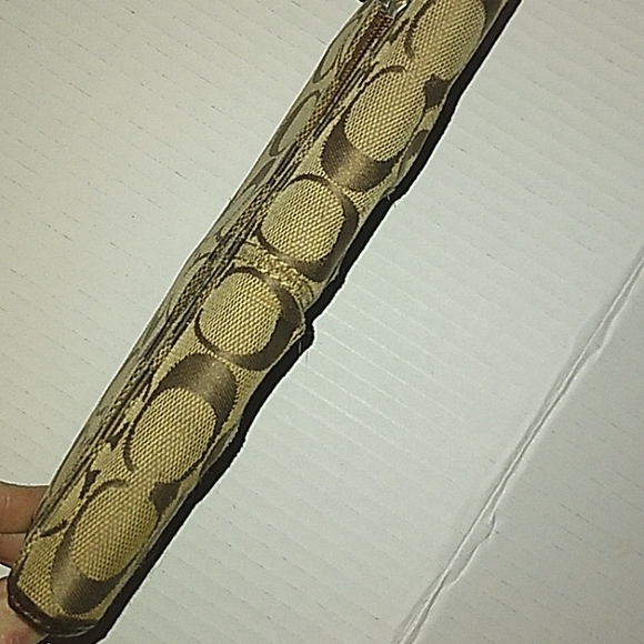 GUC Classic COACH Signature Mahogany/Khaki Large Checkbook Wallet~Rare - Picture 5 of 14